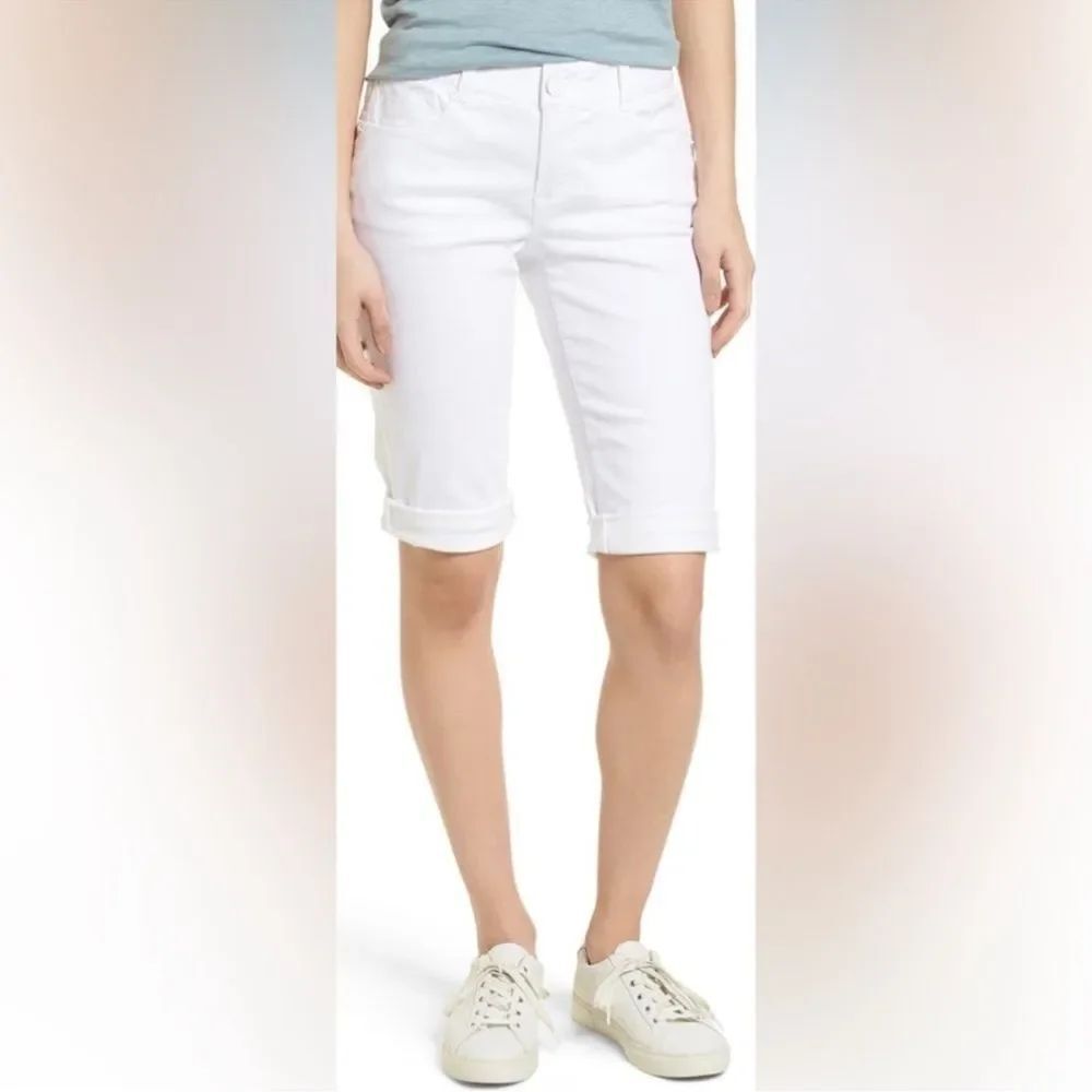 DKNY White Cotton Blend Jean Bermuda Shorts With Rolled Hem Size 6